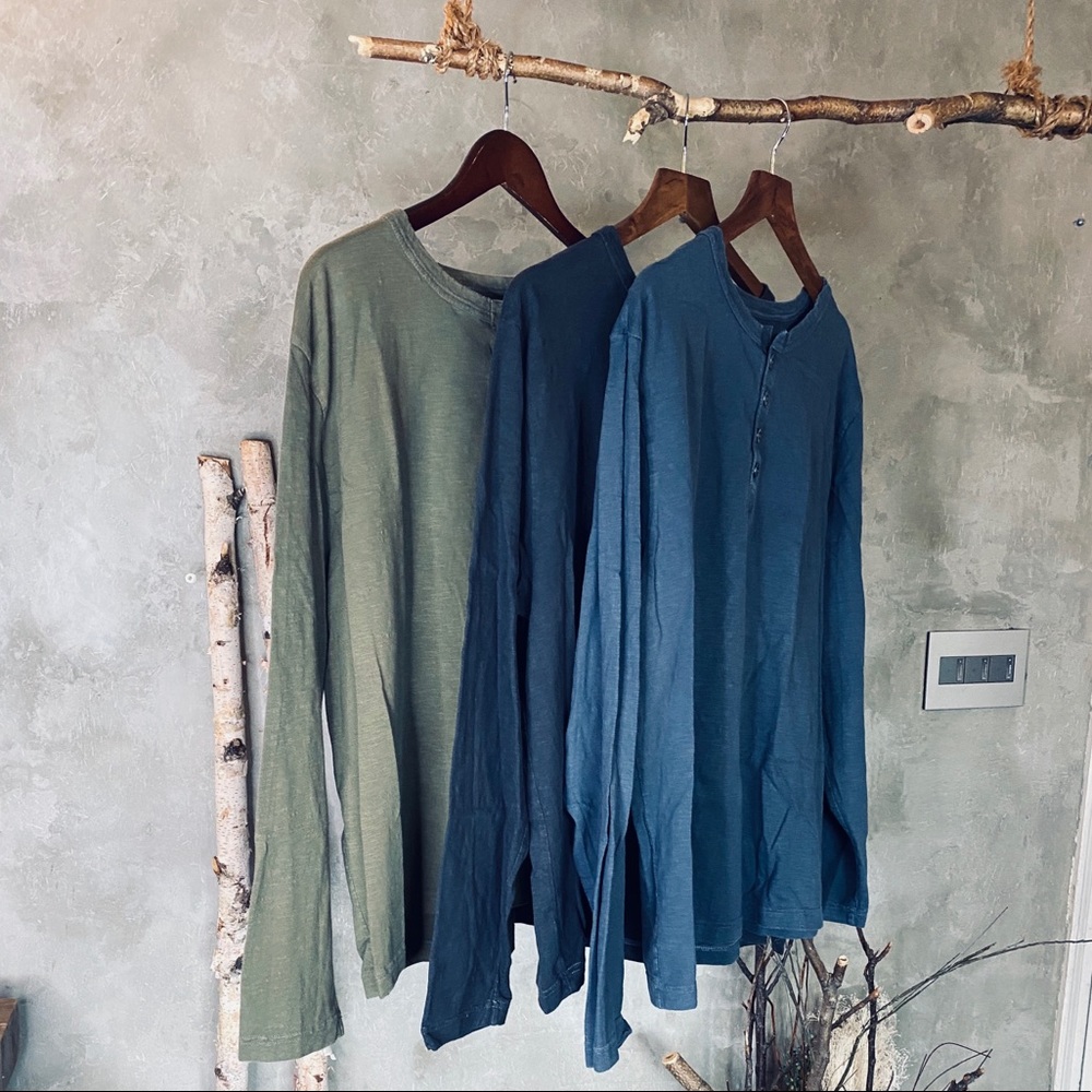 Gap Tee shirts long sleeve green black gray bundle - Picture 1 of 8
